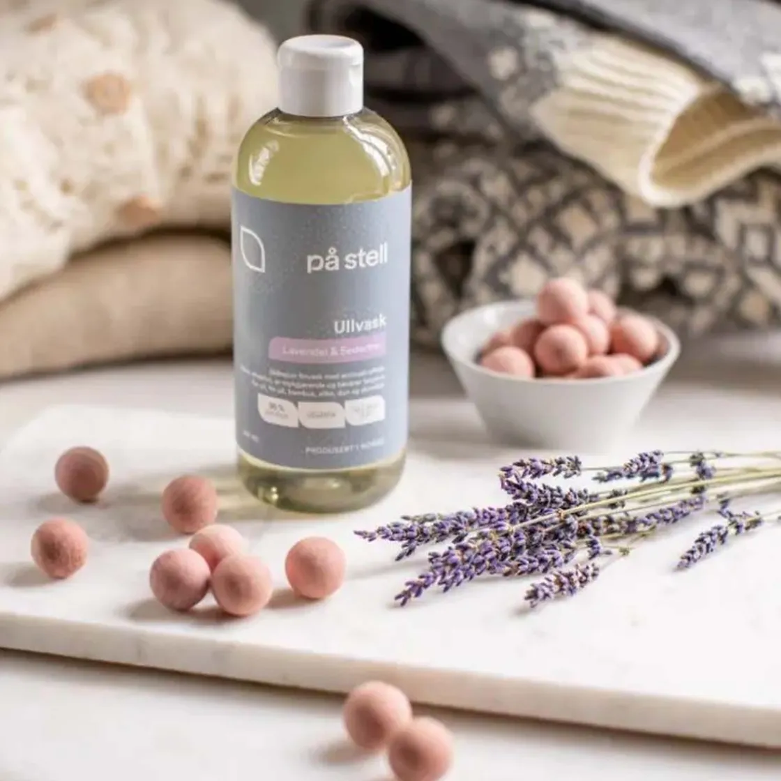 New ullvask EcoCert Lavendel og Sedertre, 500ml Vaskemidler
